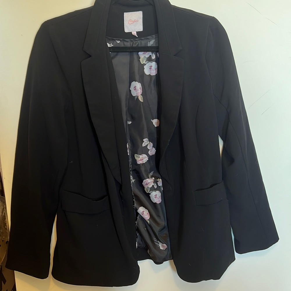Candies Padded Shoulder Black Blazer